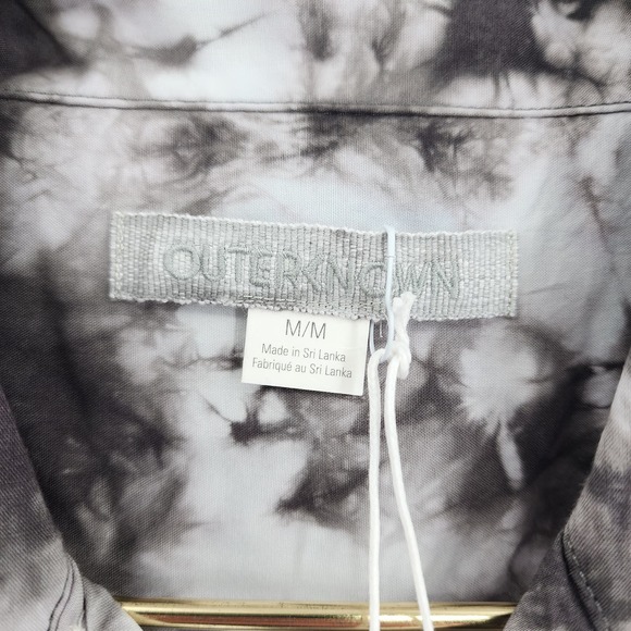 Outerknown BBQ Shirt in Galaxy Men's Button Up Short Sleeve Size Medium - Picture 3 of 7